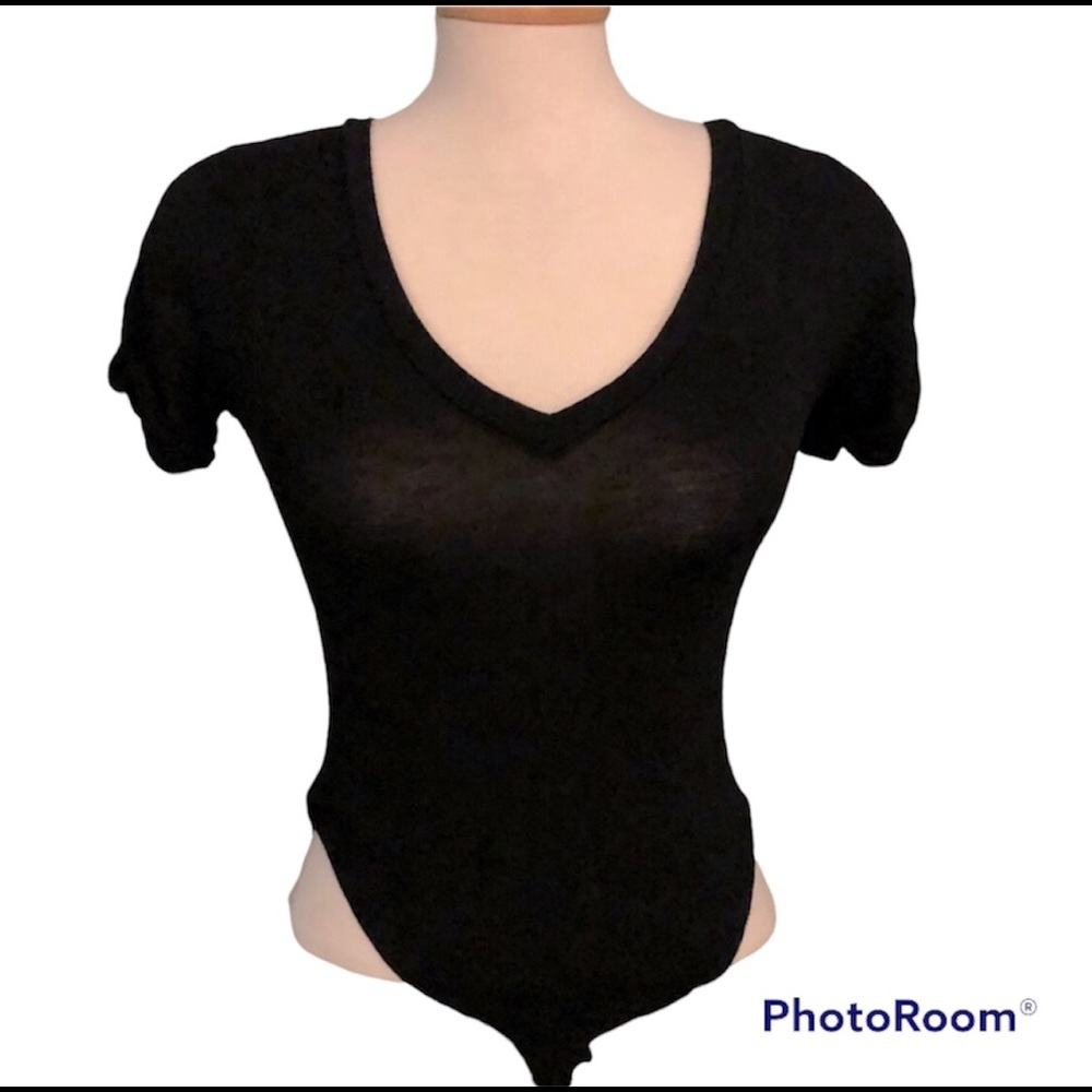 *FASHIONNOVA* T-shirt Bodysuit
